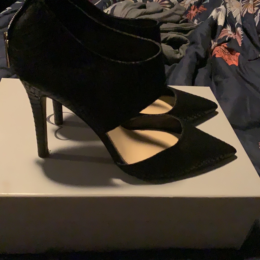 Womens heels size 8.5